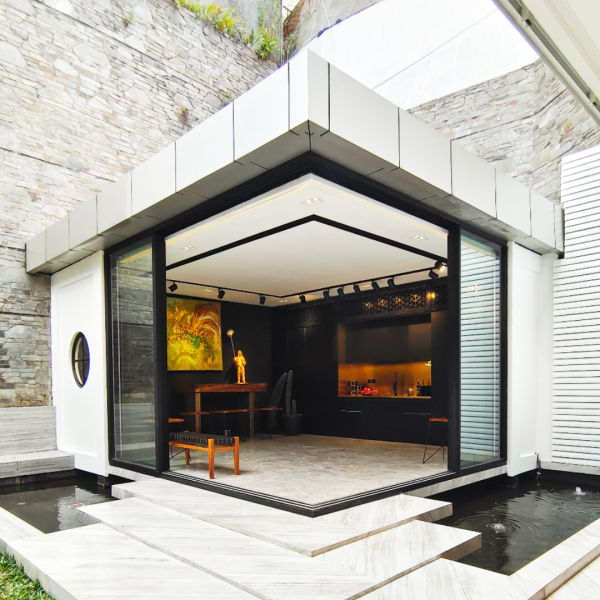 Aluplus VUE Corner Sliding Door, Teknologi Inovatif Dengan Bahan